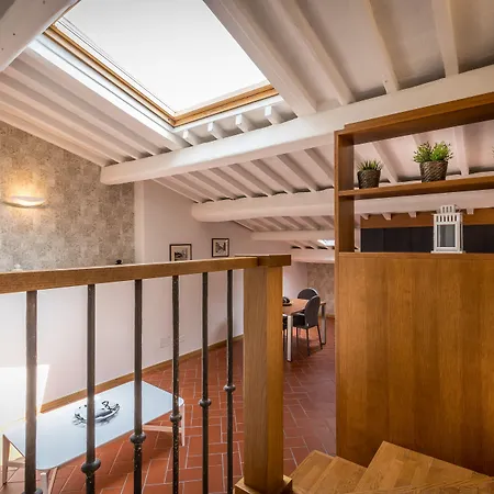 ベッド・アンド・ブレックファスト Martelli 6 &