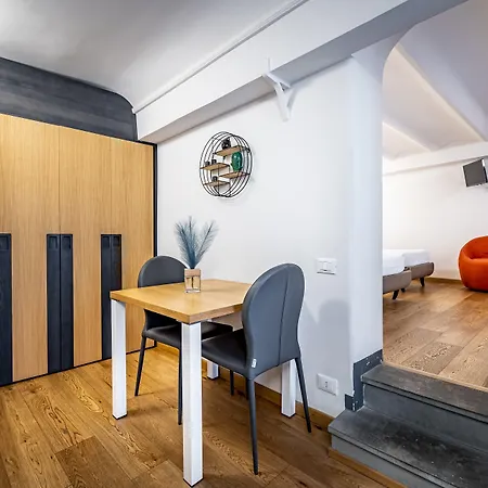 Martelli 6 & ベッド・アンド・ブレックファスト