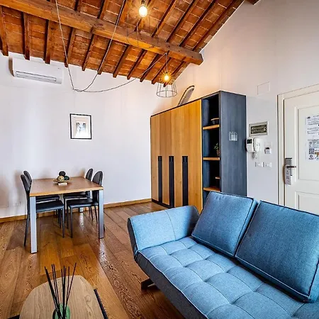 Martelli 6 & Florence