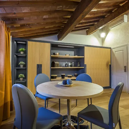 Martelli 6 & 4* フィレンツェ