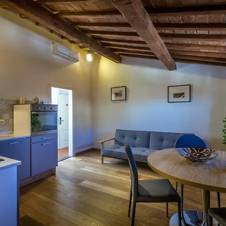 Martelli 6 & 4* フィレンツェ