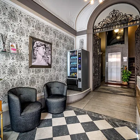 Martelli 6 Suite&apartments Bed & Breakfast