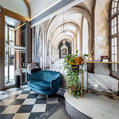 Martelli 6 & Bed & Breakfast 4*