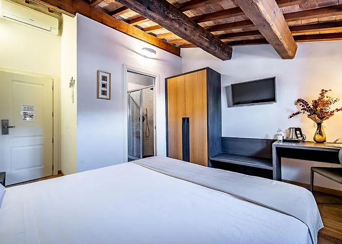 Martelli 6 Suite&apartments Bed & Breakfast Florence