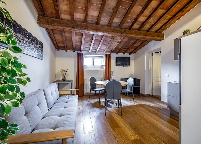 Martelli 6 Suite&apartments Bed & Breakfast 4*